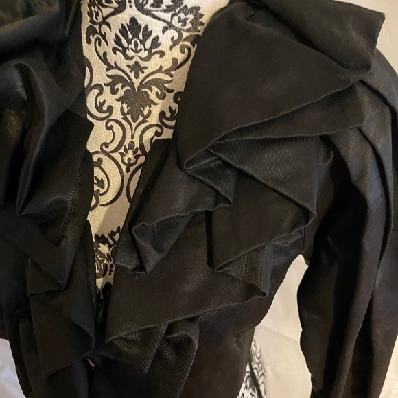 NWT! RYU For Anthropologie Ruffle Front Cardigan SMALL Cropped - Picture 4 of 13